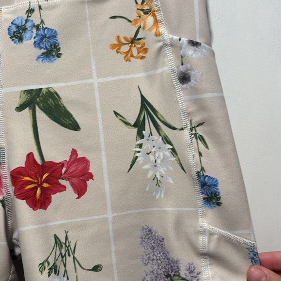 TUCKERNUCK floral biker shorts - Picture 3 of 8